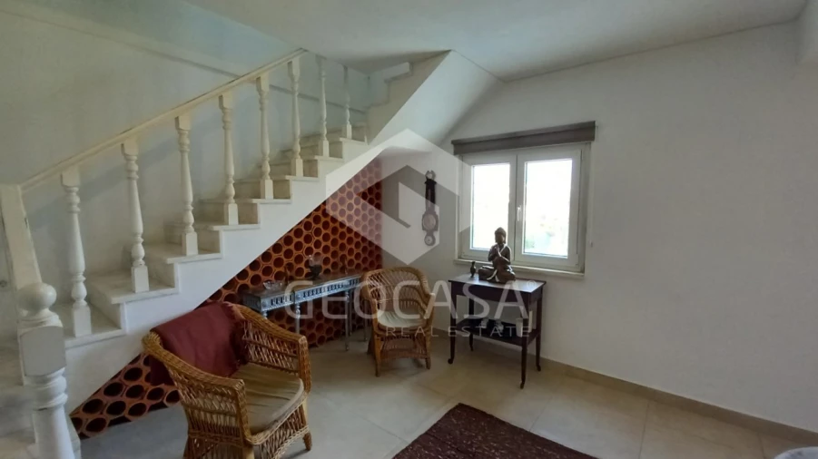 Moradia T5 para Venda em Porto Salvo Foto 35