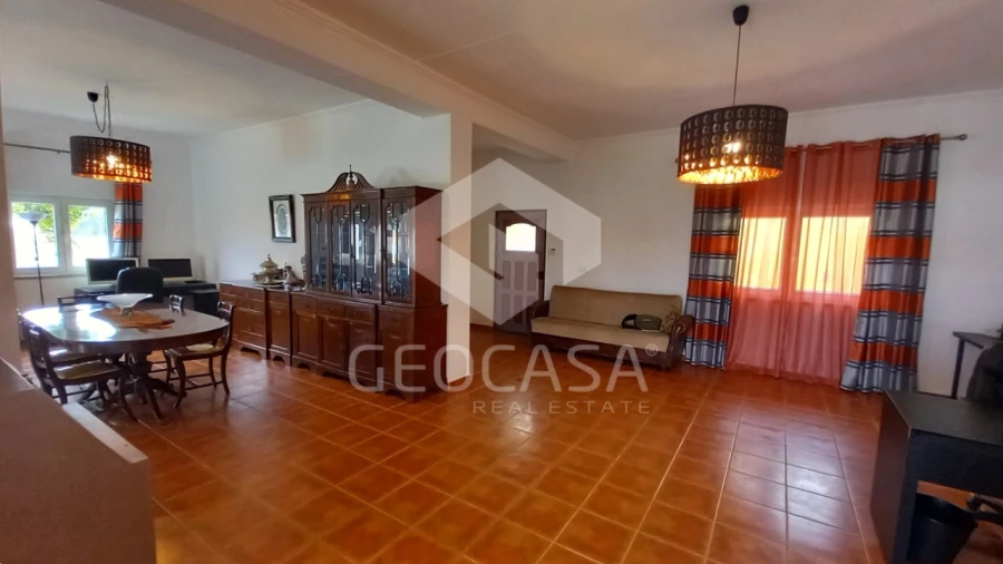 Moradia T5 para Venda em Porto Salvo Foto 37