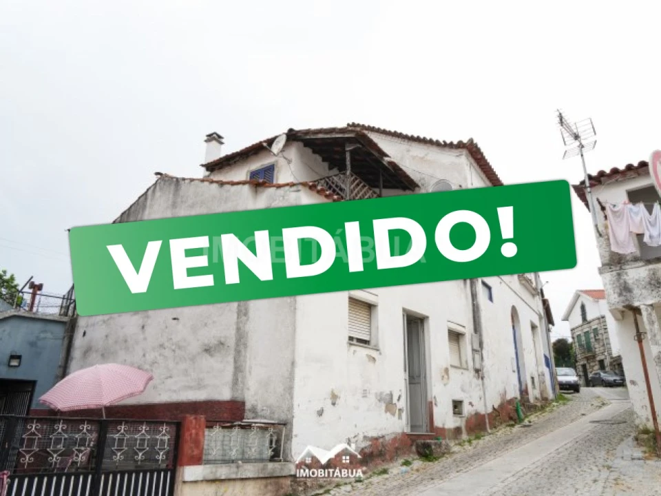 Moradia T3 para Venda em Tabua Foto 1