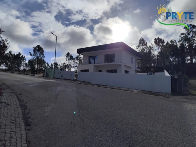 Moradia T3 para Venda em Ansião Foto 2