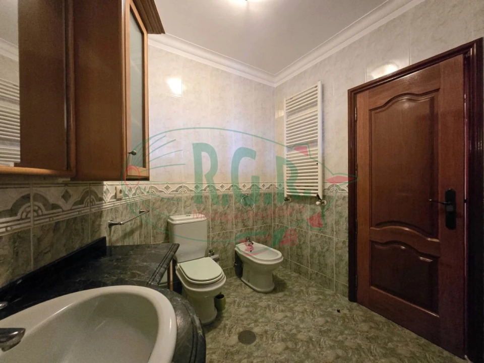 Moradia T4 para Venda em Gondomar (São Cosme), Valbom e Jovim Foto 37