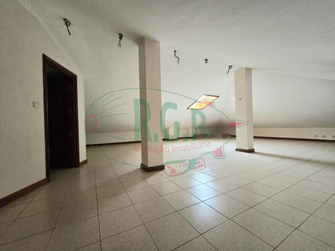 Moradia T4 para Venda em Gondomar (São Cosme), Valbom e Jovim Foto 43