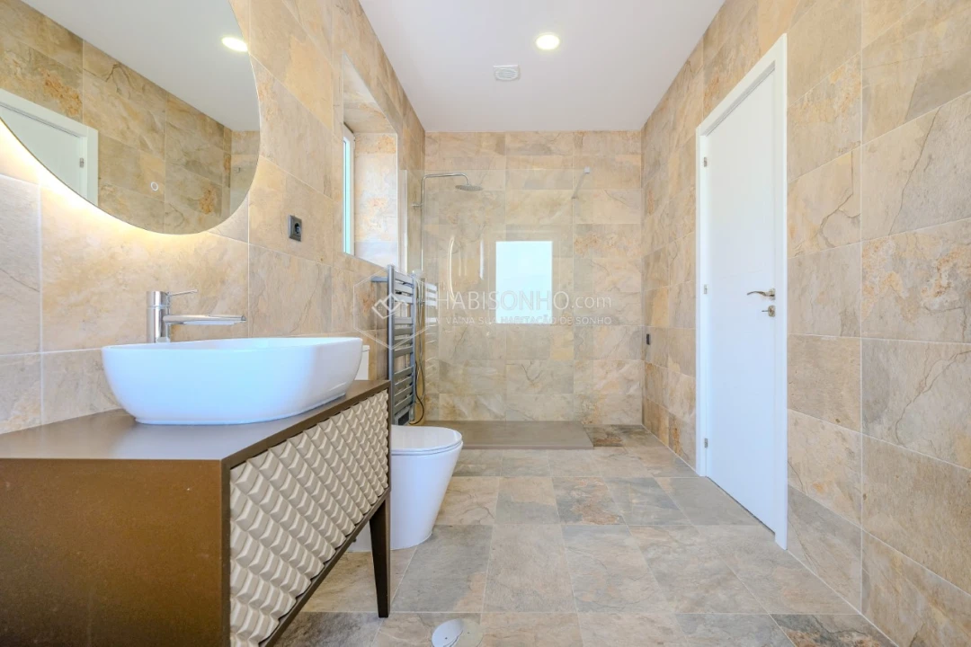 Apartamento T2 para Venda em Bonfim Foto 11