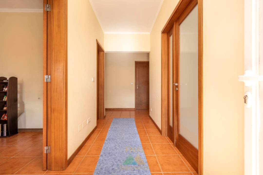 Moradia T3 para Venda em Bárrio e Cepões Foto 12