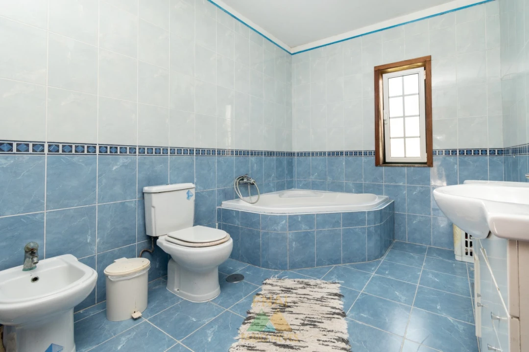 Moradia T3 para Venda em Bárrio e Cepões Foto 23