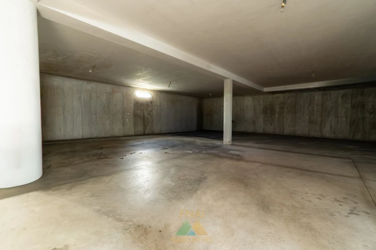 Moradia T3 para Venda em Bárrio e Cepões Foto 26