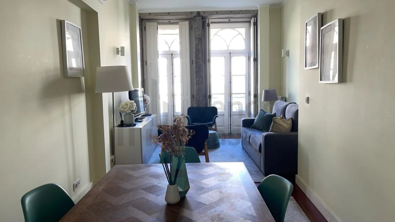 Apartamento T3 para Arrendamento em Braga (Maximinos, Sé e Cividade) Foto 1