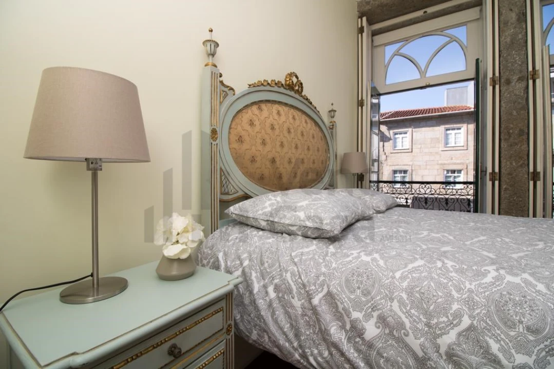 Apartamento T3 para Arrendamento em Braga (Maximinos, Sé e Cividade) Foto 7