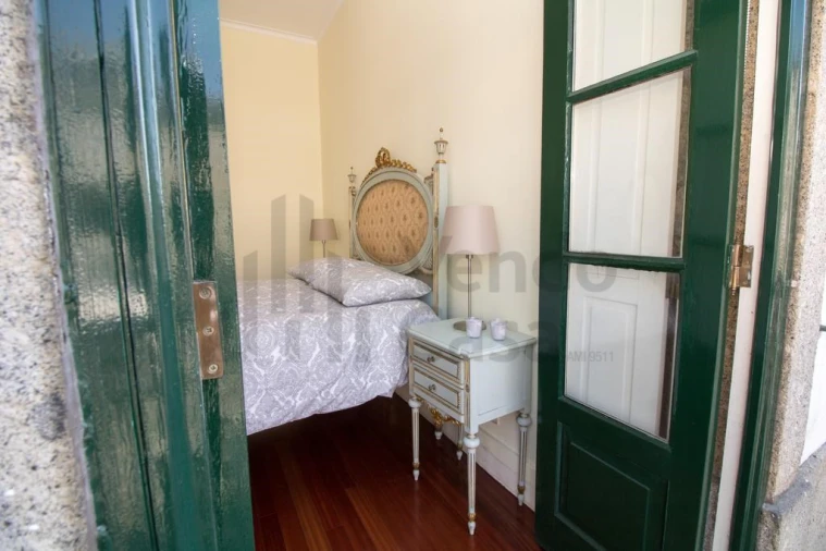 Apartamento T3 para Arrendamento em Braga (Maximinos, Sé e Cividade) Foto 9