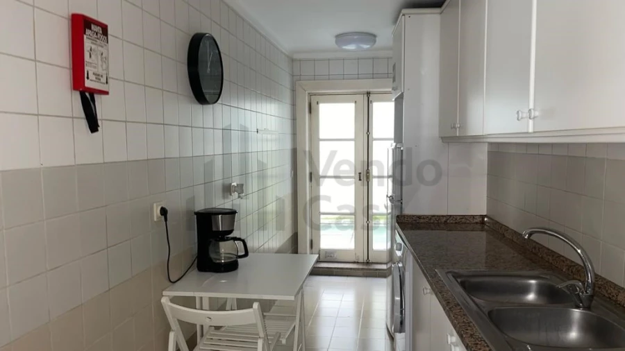 Apartamento T3 para Arrendamento em Braga (Maximinos, Sé e Cividade) Foto 17