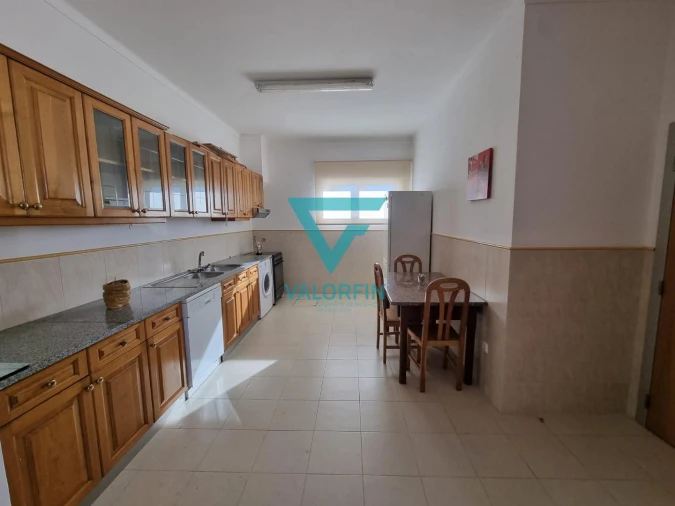 Moradia T3 para Venda em Batalha Foto 18