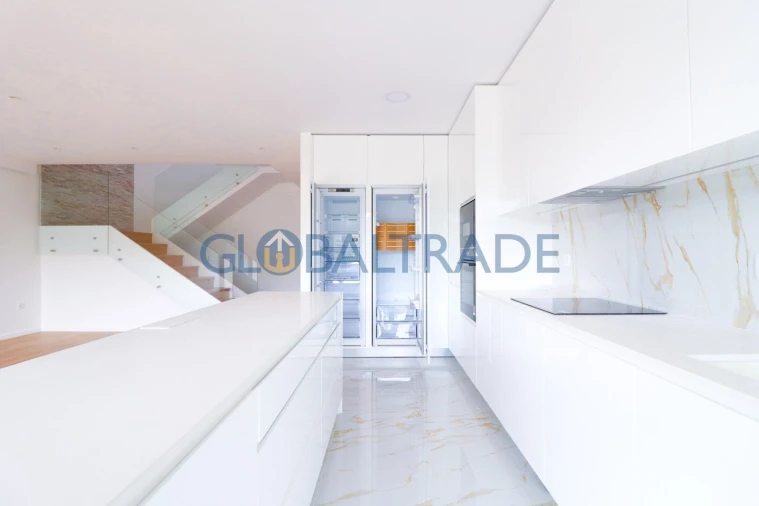 Moradia T3 para Venda em Fânzeres e São Pedro da Cova Foto 16