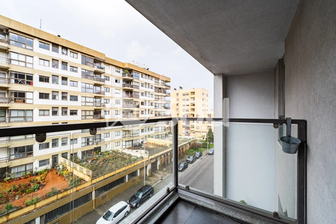 Apartamento T2 para Venda em Paranhos Foto 20