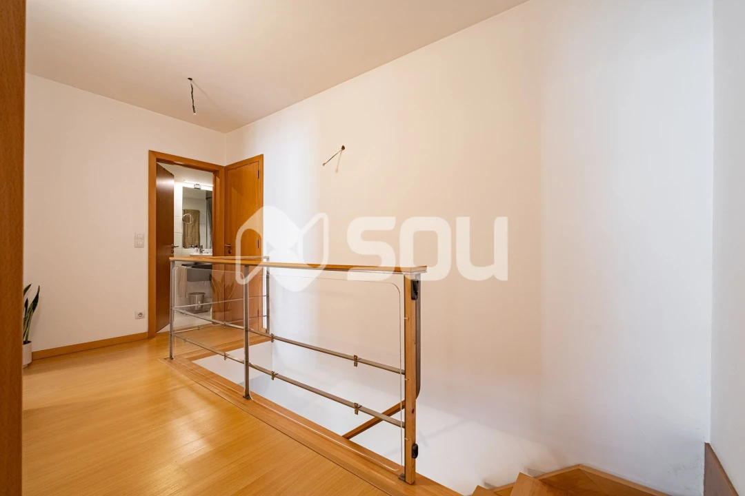 Apartamento T2 para Venda em Paranhos Foto 18