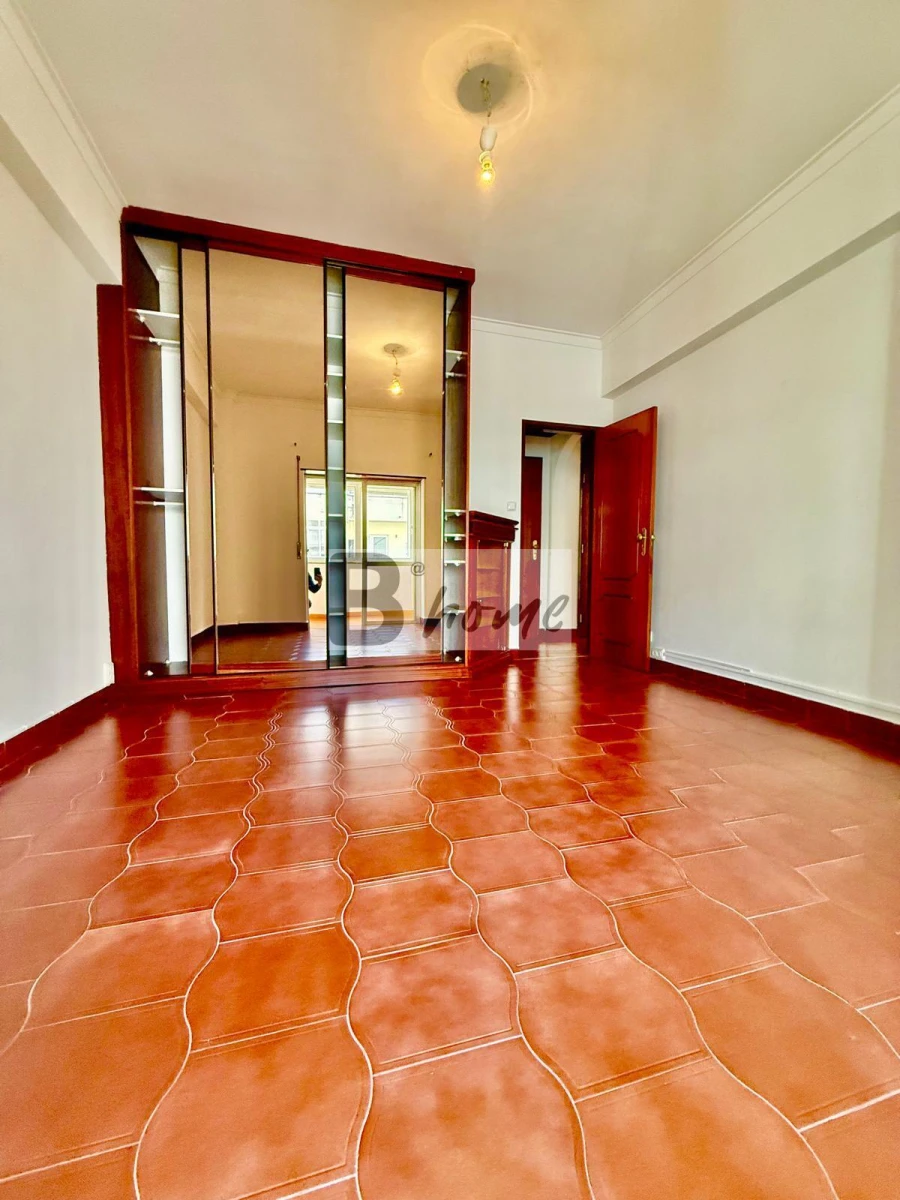 Apartamento T1 para Venda em Costa da Caparica Foto 8