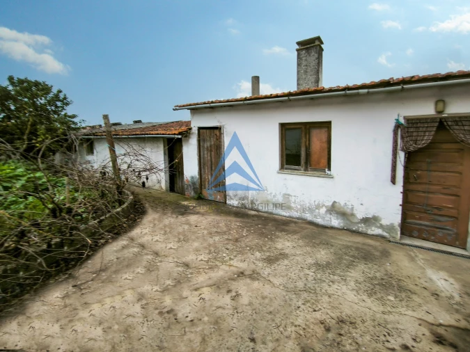 Moradia T2 para Venda em Santiago e São Simão de Litém e Albergaria dos Doze Foto 11