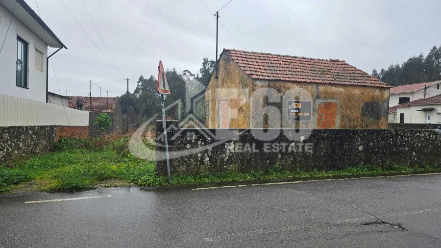 Terreno para Venda em Lourosa Foto 1