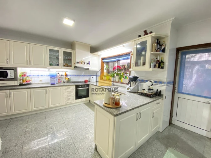 Moradia T4 para Venda em Cidade da Maia Foto 12