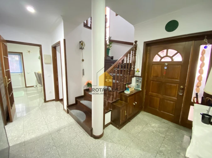 Moradia T4 para Venda em Cidade da Maia Foto 5