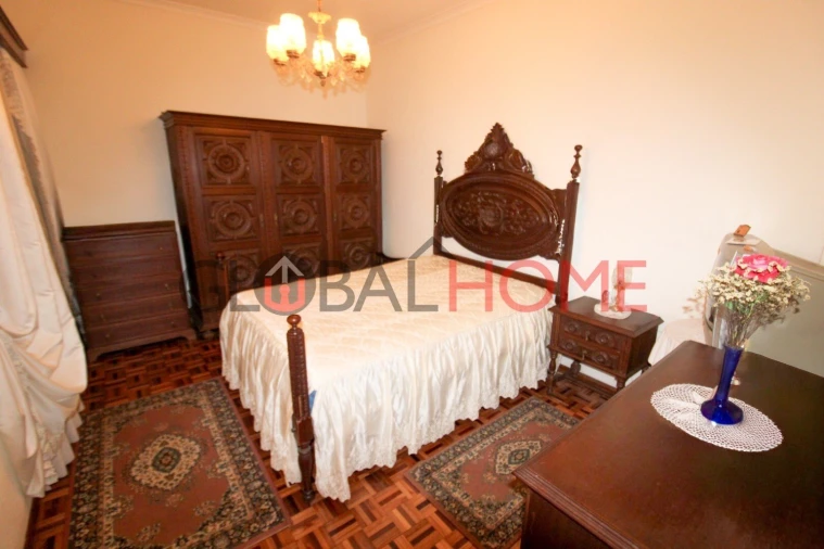 Moradia T3 para Venda em Baguim do Monte (Rio Tinto) Foto 13