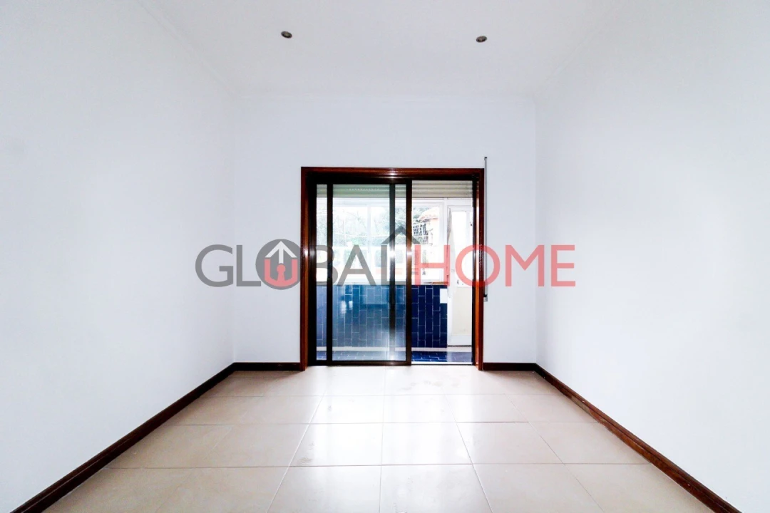 Moradia T2 para Venda em Fânzeres e São Pedro da Cova Foto 8