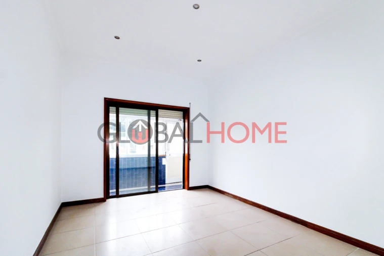 Moradia T2 para Venda em Fânzeres e São Pedro da Cova Foto 6