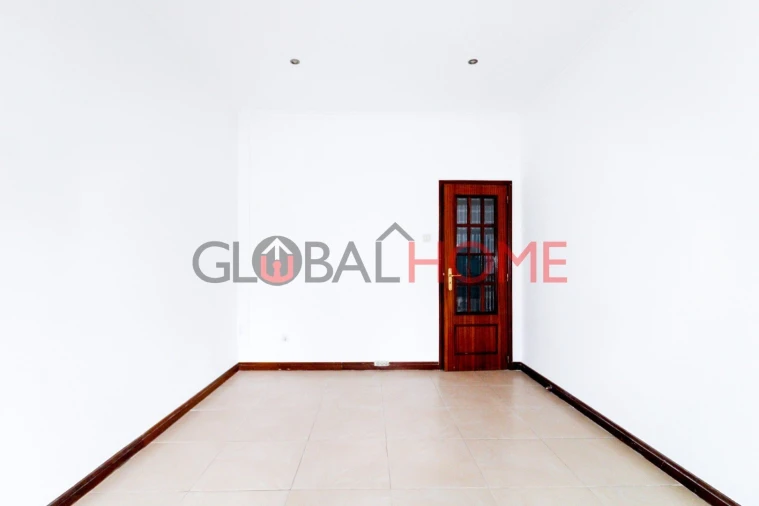 Moradia T2 para Venda em Fânzeres e São Pedro da Cova Foto 10