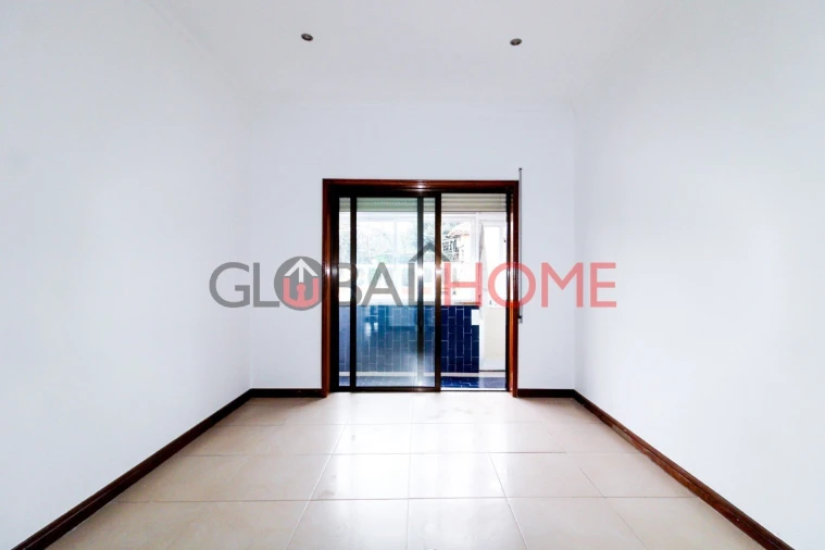 Moradia T2 para Venda em Fânzeres e São Pedro da Cova Foto 8