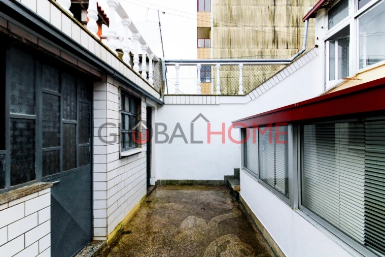 Moradia T2 para Venda em Fânzeres e São Pedro da Cova Foto 5