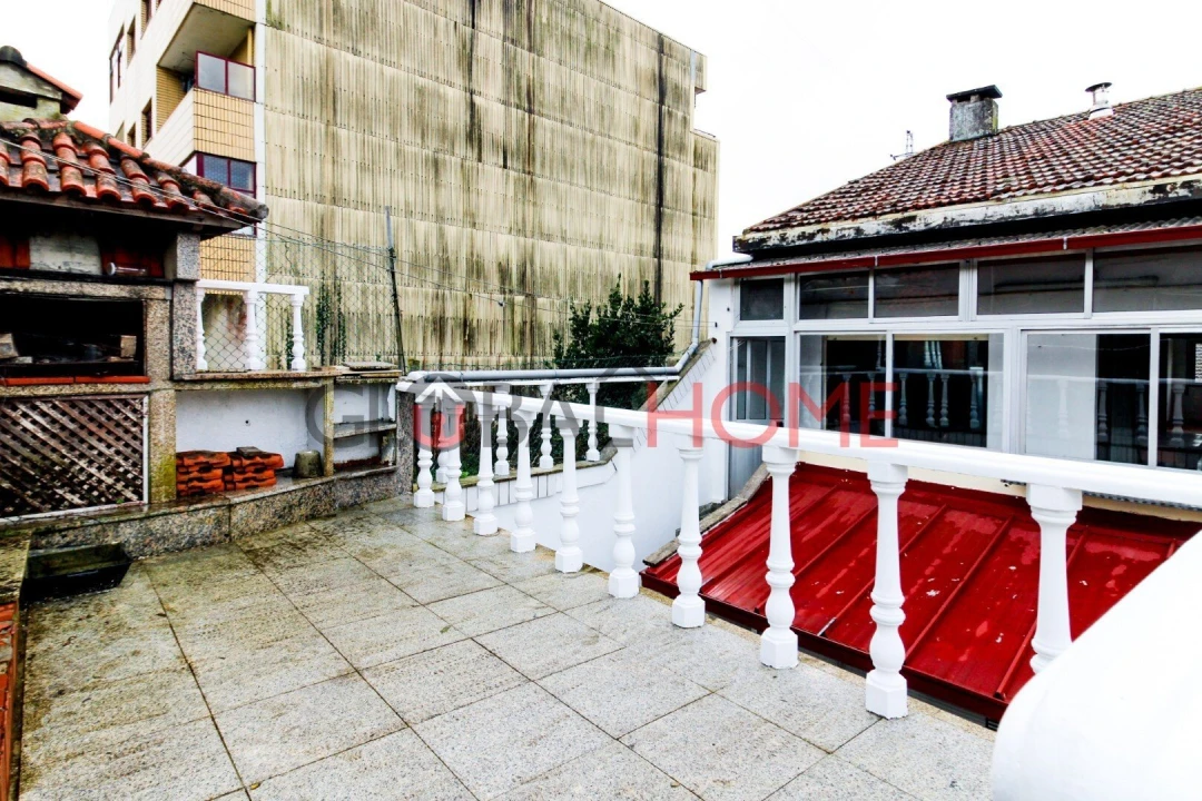 Moradia T2 para Venda em Fânzeres e São Pedro da Cova Foto 1