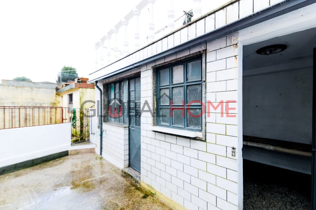 Moradia T2 para Venda em Fânzeres e São Pedro da Cova Foto 3