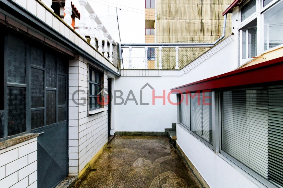 Moradia T2 para Venda em Fânzeres e São Pedro da Cova Foto 5