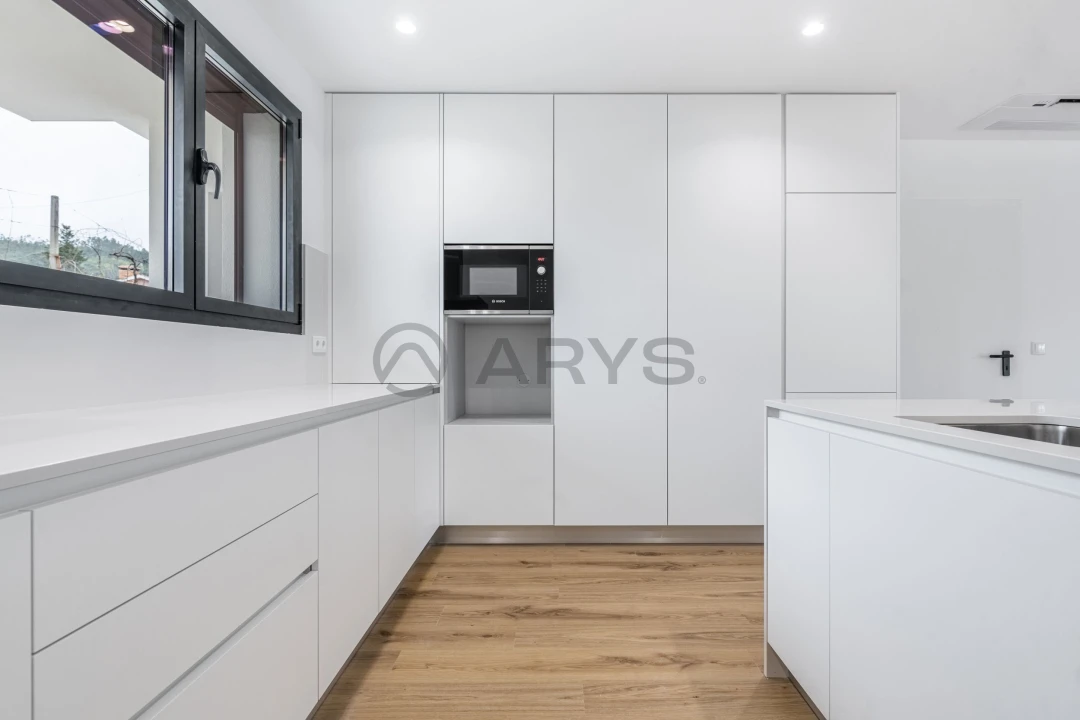 Moradia T3 para Venda em Ferreiros, Prozelo e Besteiros Foto 4