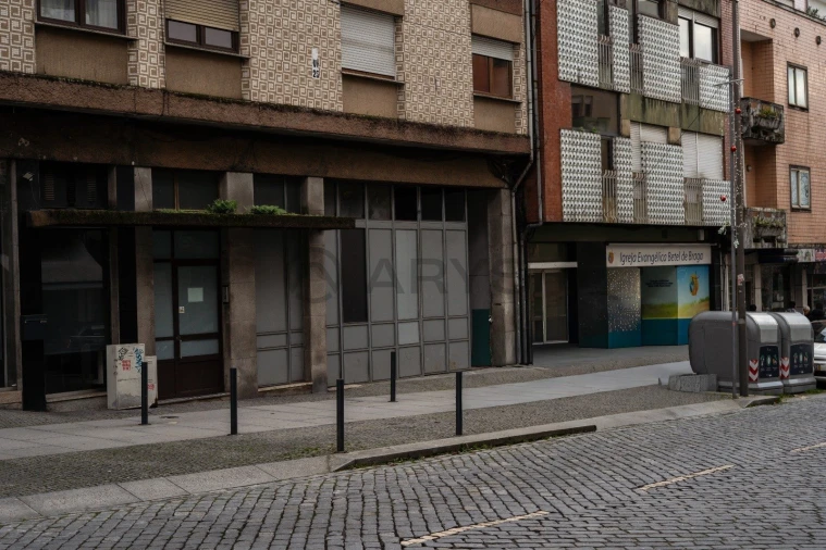 Armazém para Venda em Braga (Maximinos, Sé e Cividade) Foto 2