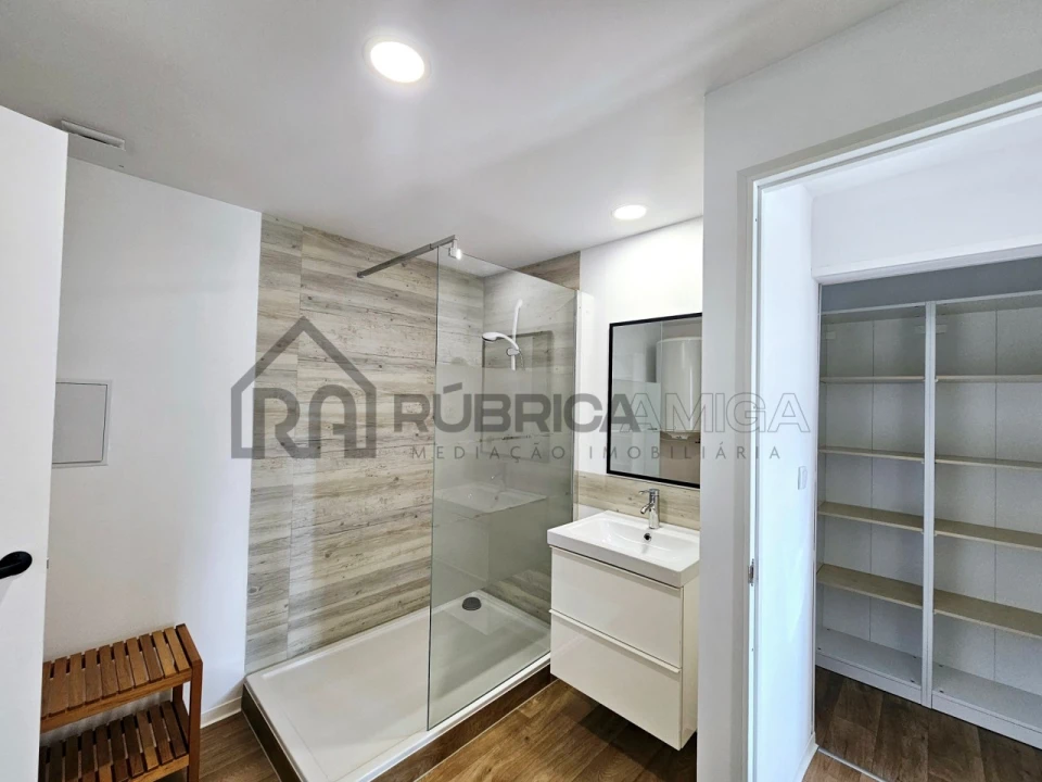 Moradia T3 para Venda em São Bartolomeu de Messines Foto 20