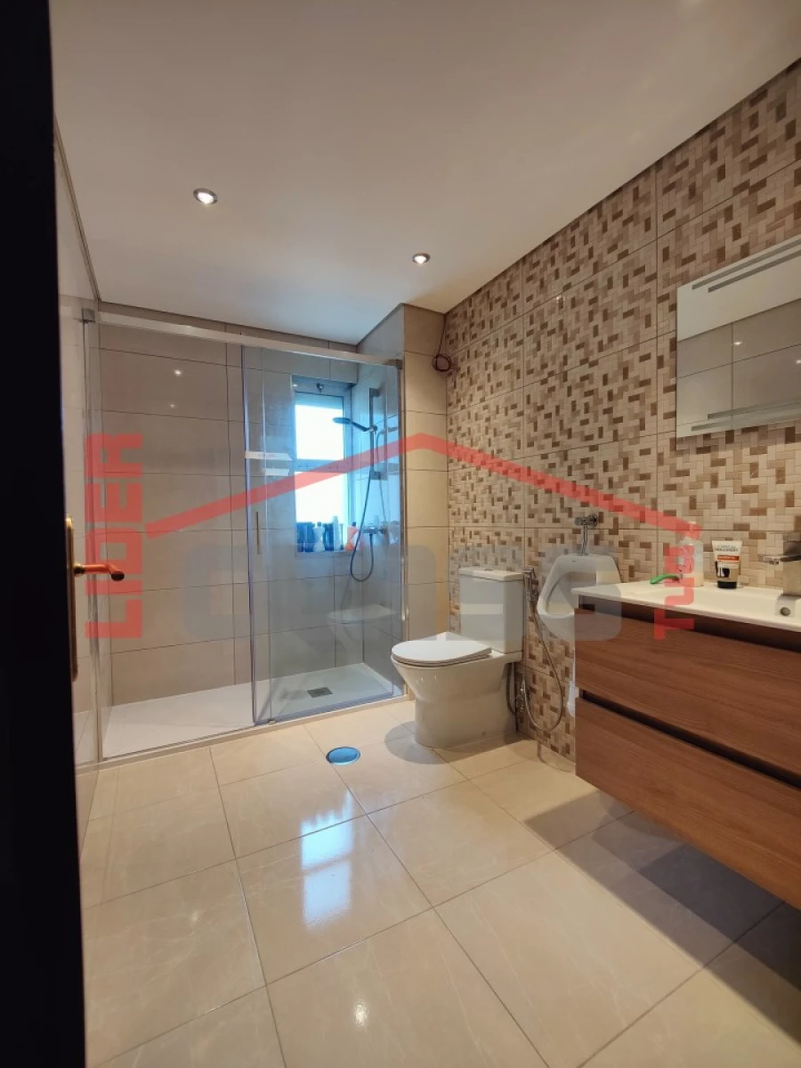 Apartamento T4 para Venda em Mirandela Foto 3