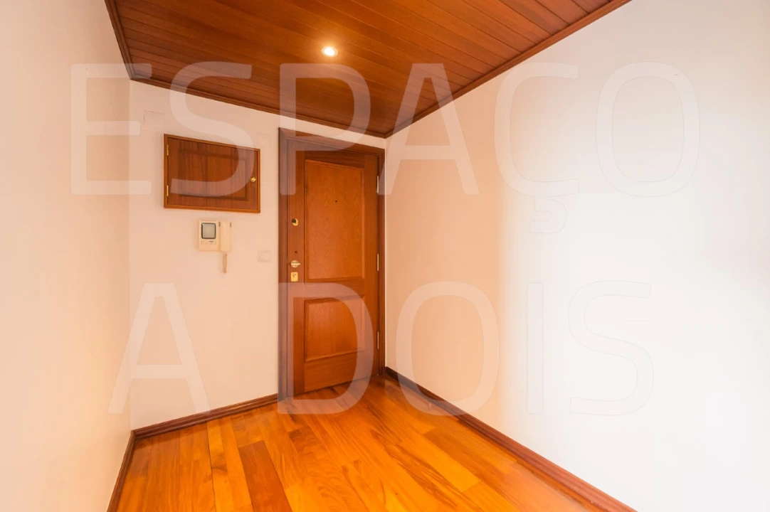 Apartamento T2 para Arrendamento em Cacém e São Marcos Foto 4
