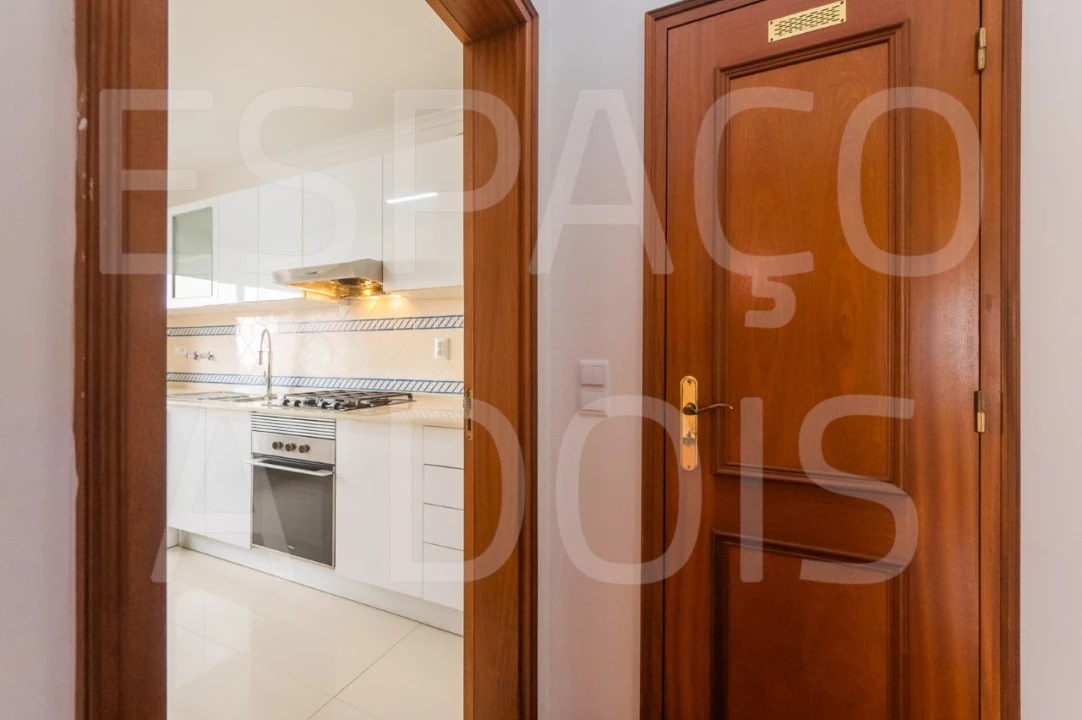 Apartamento T2 para Arrendamento em Cacém e São Marcos Foto 22