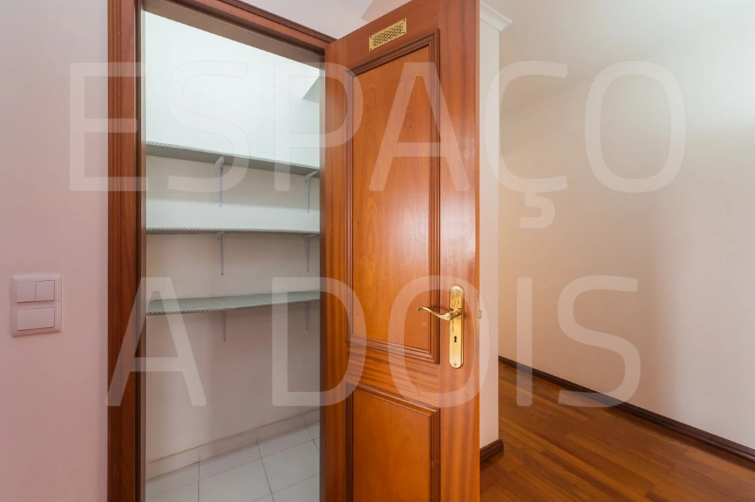 Apartamento T2 para Arrendamento em Cacém e São Marcos Foto 23