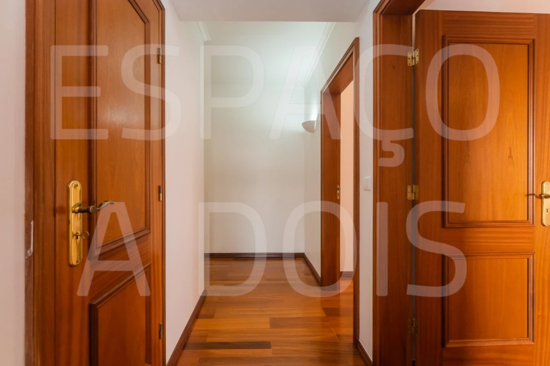 Apartamento T2 para Arrendamento em Cacém e São Marcos Foto 24