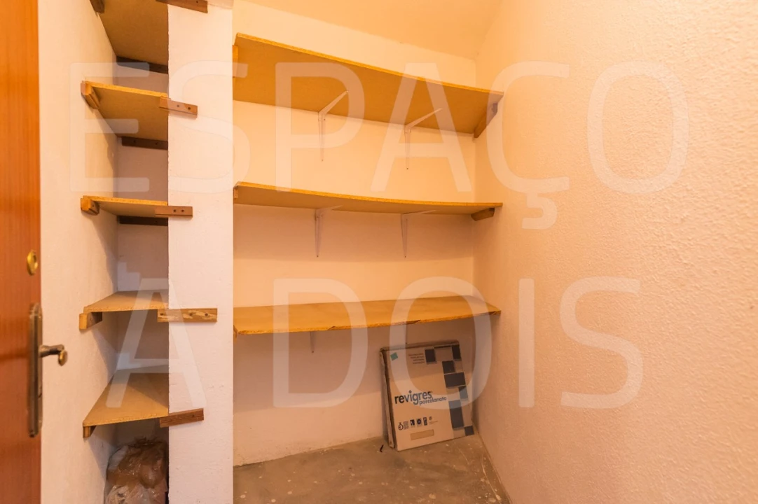 Apartamento T2 para Arrendamento em Cacém e São Marcos Foto 48