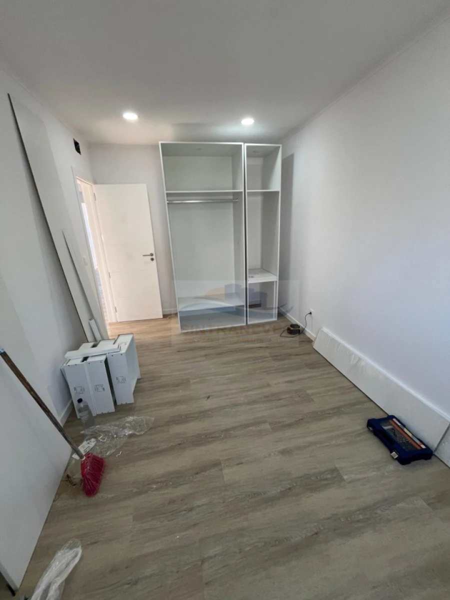 Apartamento T2 para Venda em Falagueira-Venda Nova Foto 5
