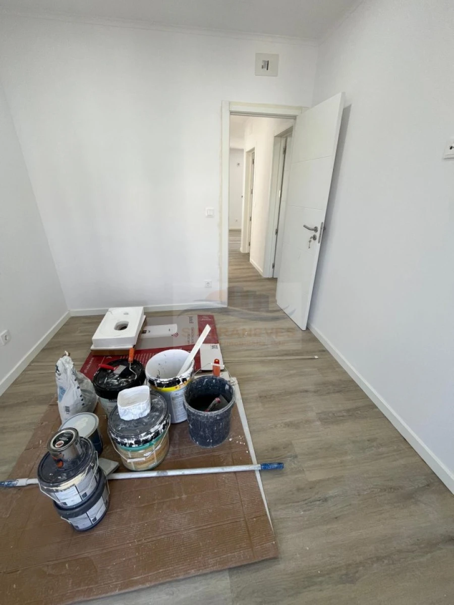 Apartamento T2 para Venda em Falagueira-Venda Nova Foto 8