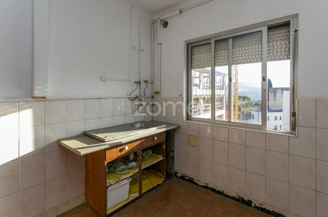 Prédio para Venda em Peso da Régua e Godim Foto 18