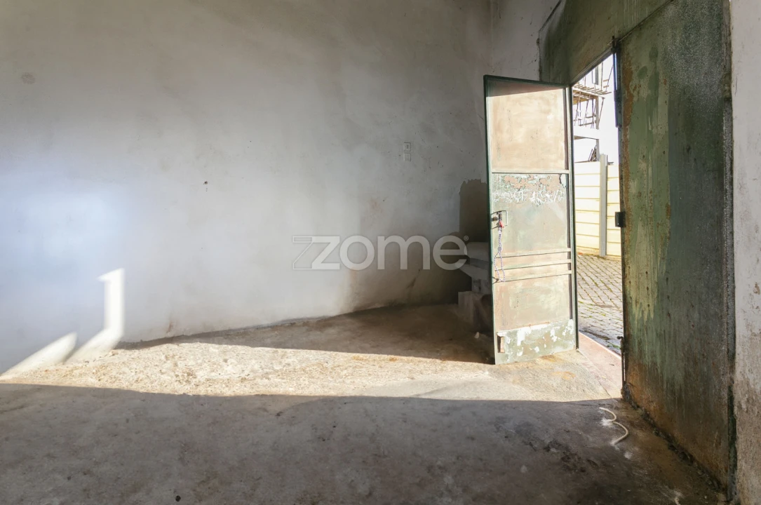 Prédio para Venda em Peso da Régua e Godim Foto 22