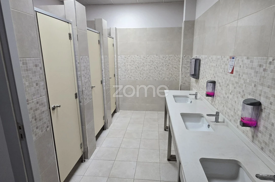 Terreno Comércio / Armazém para Arrendamento em São João da Madeira Foto 42