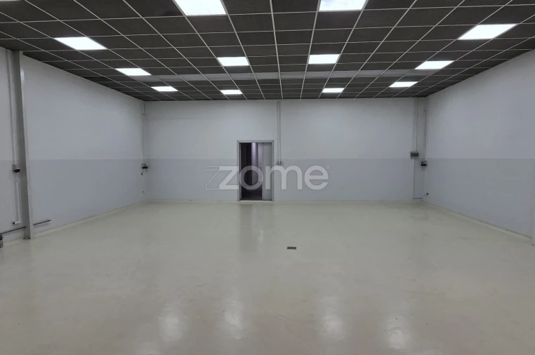 Terreno Comércio / Armazém para Arrendamento em São João da Madeira Foto 38