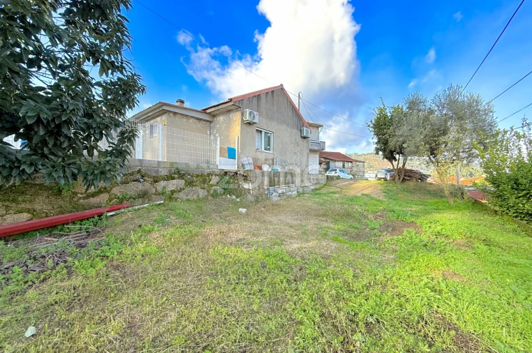 Moradia T2 para Venda em Conde e Gandarela Foto 27