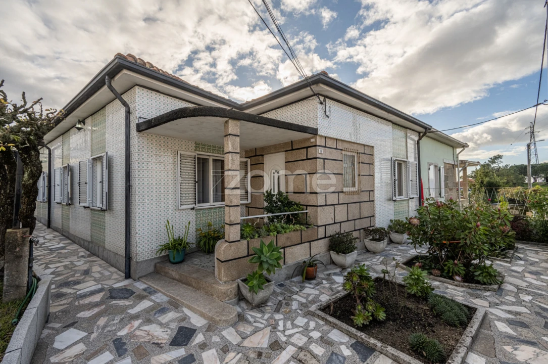 Moradia T4 para Venda em Pedrouços Foto 2