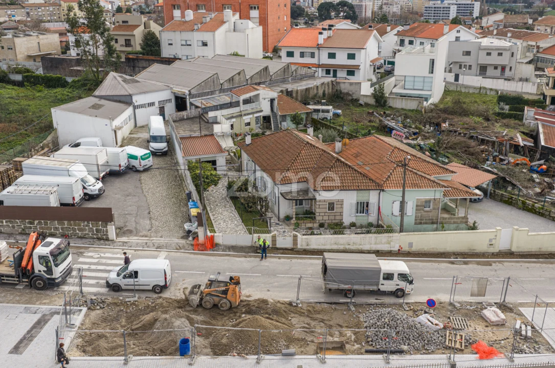 Moradia T4 para Venda em Pedrouços Foto 35